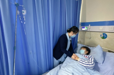 一科一品·叙事护理 藏在笑容里的孤独，被这场双向陪伴温柔化解